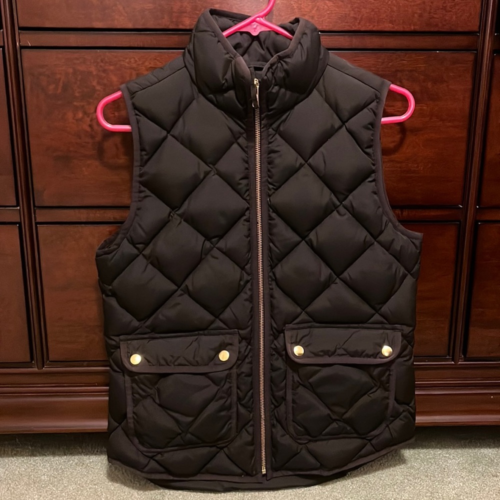 J.Crew Black Vest with Gold Details in Women’s XS